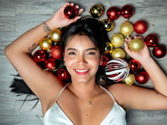 SophieBlaake - female with black hair and  big tits webcam at LiveJasmin