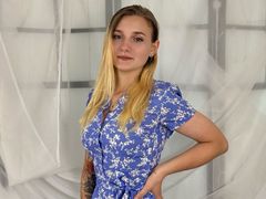 StacyBlaze from LiveJasmin