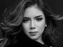 StacyMaurice - shemale with black hair webcam at LiveJasmin