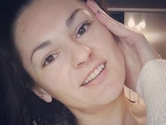 StacyDavise - female with brown hair and  big tits webcam at LiveJasmin