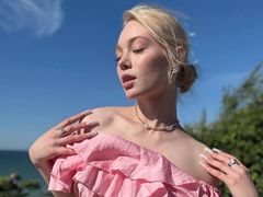 StarryLace from LiveJasmin