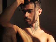 alejosexylatin from LiveJasmin