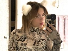 SteffanyWill - female with brown hair webcam at LiveJasmin