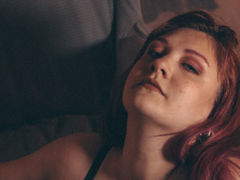 StellaSunfield - female with red hair and  big tits webcam at LiveJasmin