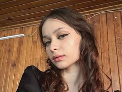 StephanieBilka - female with brown hair and  big tits webcam at LiveJasmin
