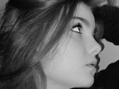 StephanieMiller - female with brown hair webcam at LiveJasmin