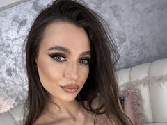 StephanyKitty - female with black hair webcam at LiveJasmin