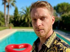 SteveBlond from LiveJasmin