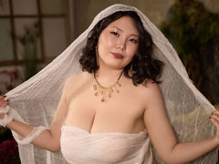 SuaKimoto - female with black hair and  big tits webcam at LiveJasmin