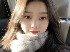 SummertimeYa from LiveJasmin