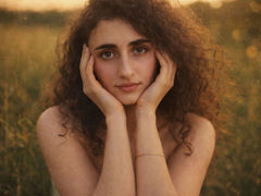 SusanFors - female with black hair webcam at LiveJasmin