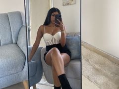 SusanLarue - female with black hair webcam at LiveJasmin