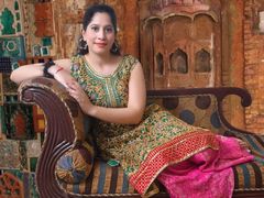 SusanSonu - female with black hair webcam at LiveJasmin