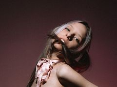 DorisHathaway - female with brown hair webcam at LiveJasmin