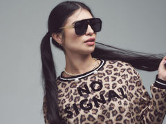 SusyGomez - female with black hair webcam at LiveJasmin