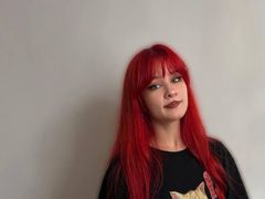 SuzieEckhard - female with red hair webcam at LiveJasmin