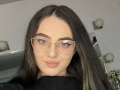 SweetEllaa from LiveJasmin