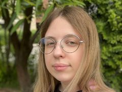 SylviaMoree from LiveJasmin