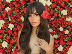 SylvieGrateau - shemale with brown hair webcam at LiveJasmin