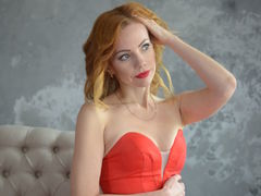 GlamorousSoul - female with red hair webcam at LiveJasmin
