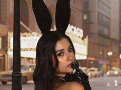 TamaraAcosta - female with black hair and  small tits webcam at LiveJasmin