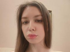 TanyaWellis - female with brown hair webcam at LiveJasmin