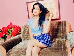 TaraLeo - female with black hair and  small tits webcam at LiveJasmin