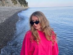 TaraRdec from LiveJasmin