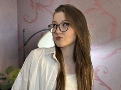 TateGaff - female with red hair and  small tits webcam at LiveJasmin