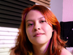 TaylorCarper - female with red hair webcam at LiveJasmin