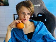 TayraBium - blond female webcam at LiveJasmin