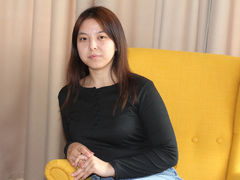 TeresaCramer - female with brown hair webcam at LiveJasmin