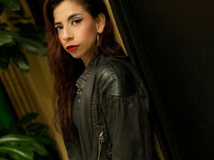 Amber_Solis - female with red hair webcam at ImLive