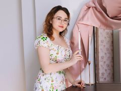 TeresaMattel - female with brown hair and  big tits webcam at LiveJasmin