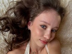TereseChollett - female with brown hair and  big tits webcam at LiveJasmin