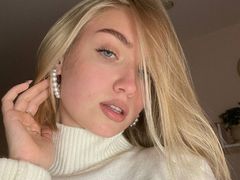 TessaBarnes - blond female with  big tits webcam at LiveJasmin