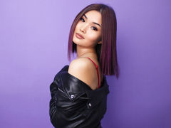 TeyaIvory - female with red hair webcam at LiveJasmin