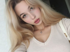 ThaliaSpark from LiveJasmin