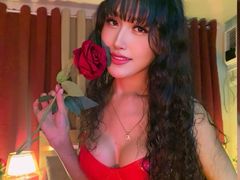 TheaLux - shemale with black hair webcam at LiveJasmin