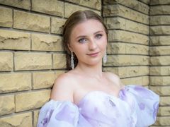 TheolaKitzmiller - female with brown hair webcam at LiveJasmin