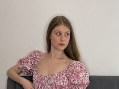 TheolaVankeuren from LiveJasmin