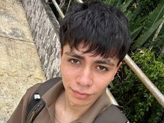 ThomTorr from LiveJasmin