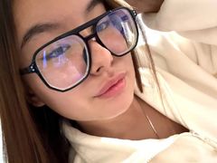 TifffanyEvans - female with brown hair webcam at LiveJasmin