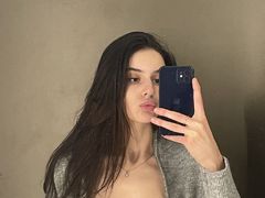 TinaFey - female with brown hair webcam at LiveJasmin