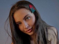 TinaFoxi from LiveJasmin