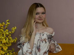 TinaHodge from LiveJasmin