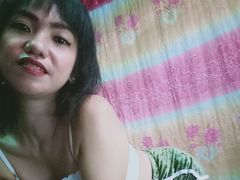 TinaJennah - female with black hair and  small tits webcam at LiveJasmin