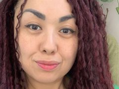 Tomiris from LiveJasmin