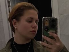 TonnySent from LiveJasmin