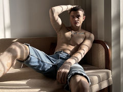 TonnyUnderwoood - male webcam at LiveJasmin